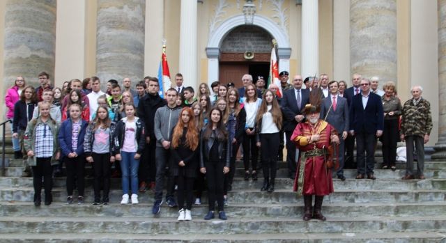 Kliknij aby zobaczyć pełny rozmiar